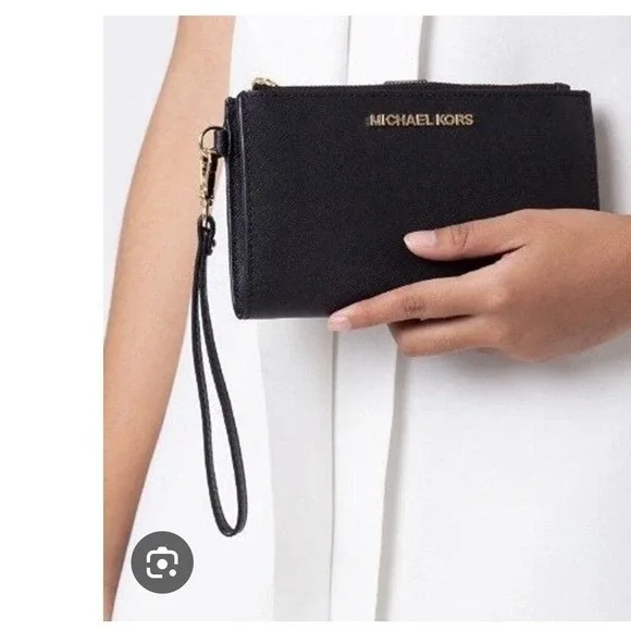 Michael Kors NEW Jet Set Travel L Double Zip Wristlet Black Saffiano Leather - Picture 1 of 6